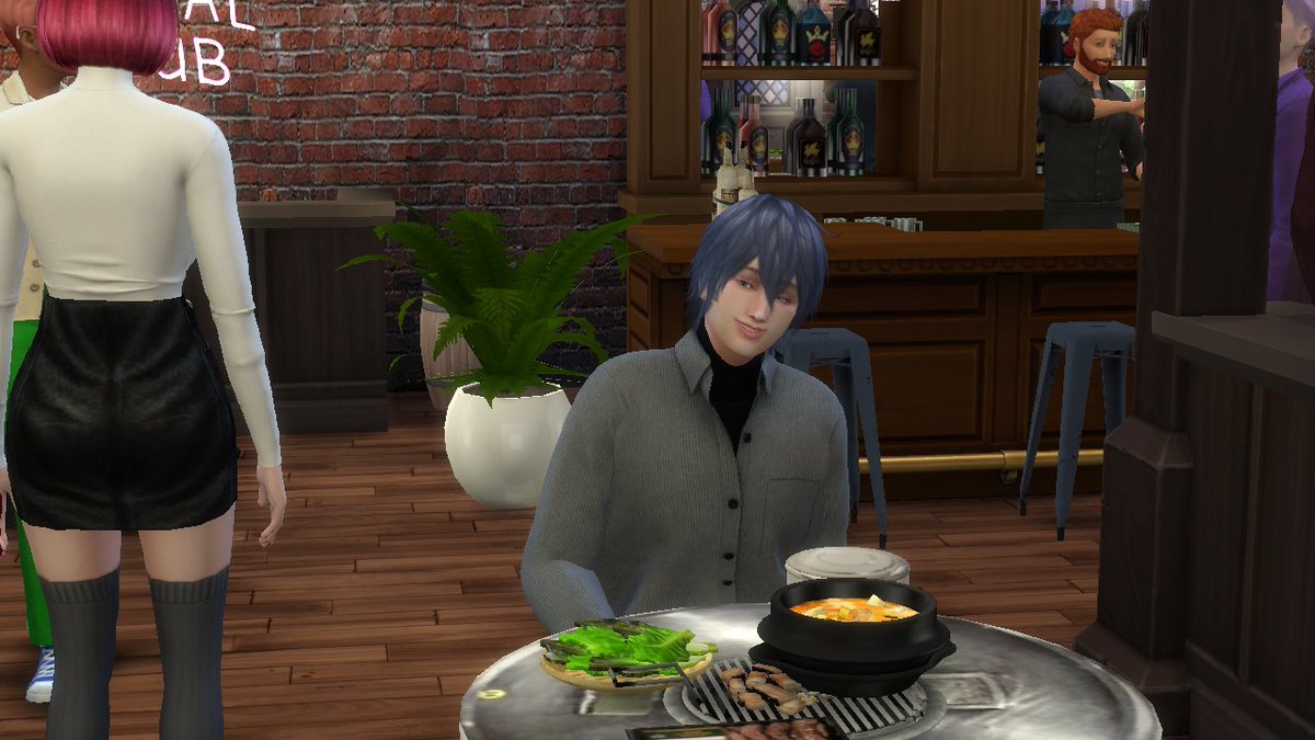 GundamSims's tweet photo. Hang out session at Korean Pub https://t.co/THWJ86HxJy