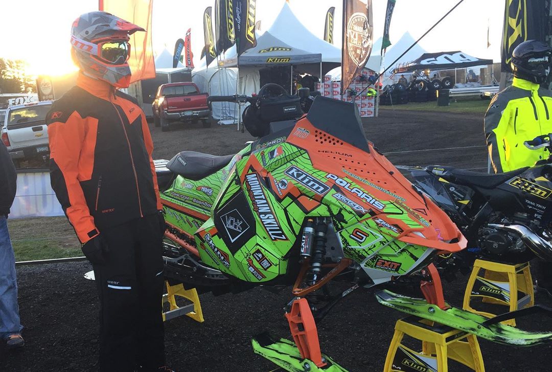 PolarisSnow's tweet photo. Anyone else missing those epic sunrises and early mornings at @haydays_grassdrags?
#LetsRide #HayDaysAtHome
📸: mattentzsnow https://t.co/jPM8AXYubj