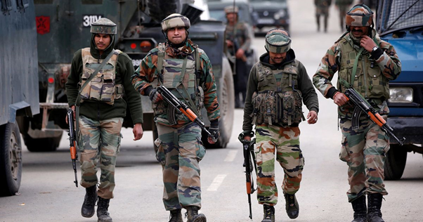 With 26 top terrorist commanders killed in 7 months, there are less than 200 active  #Terrorists in Kashmir with 50 active in North  #Kashmir. Terrorists are shifting focus to North Kashmir but they are in for a “Grand Welcome” here by the  #IndianArmy.A  #thread(1/20)