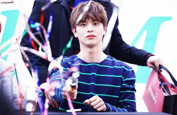 «30 Day Bias Challenge»D-26 - bias at fansign event  #SUNGJAE  #성재  #BTOB  #비투비