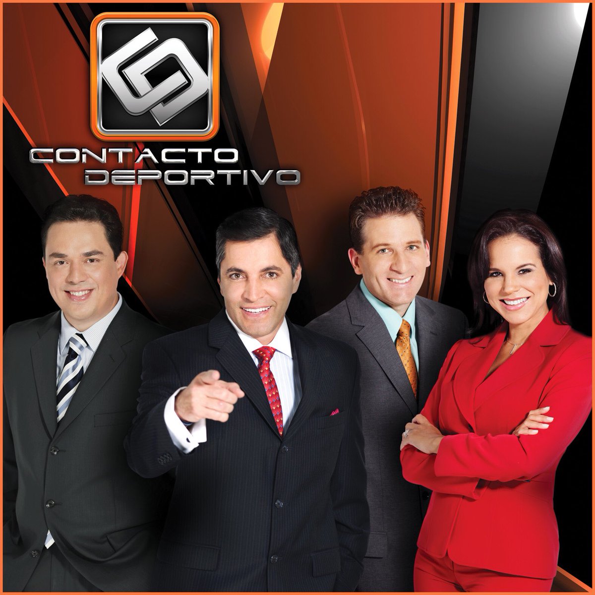 JorgeOttati's tweet photo. Con @jpereznavarro, @CelisDeportes y @mariaepayan en una foto promocional de #ContactoDeportivo, el programa que tuve el gusto de conducir durante 8 años en @Univision. #periodismo #deportes #throwback https://t.co/qHCp8cNusy