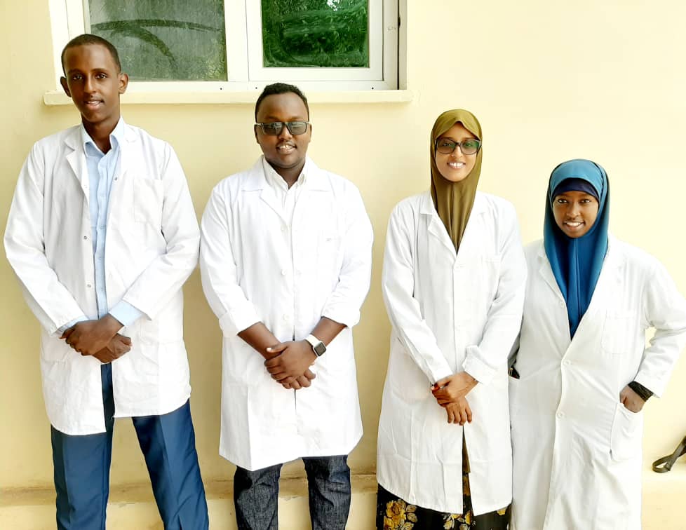 SIMADUniversity's tweet photo. Congratulations to the first-batch medical students of SIMAD University who all started their internship at different hospitals. Now is the time to shape your clinical experience! #FutureDoctors #LearnAtSIMAD https://t.co/tc7fH1SxmA
