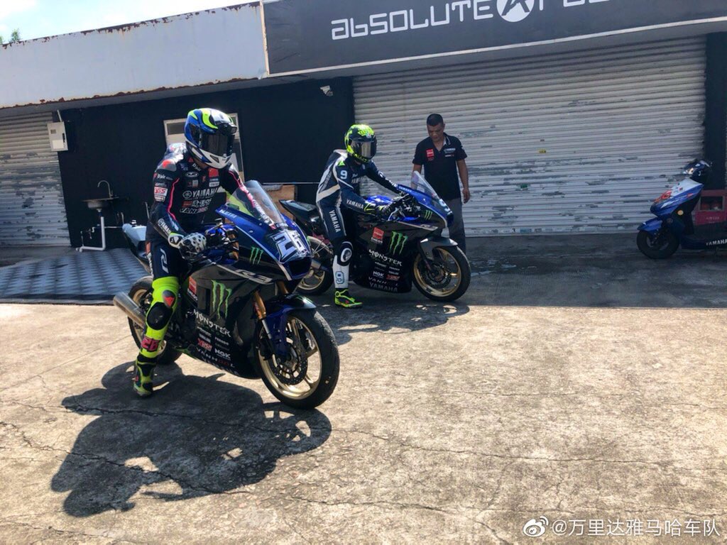 mrtracer85's tweet photo. 🏁200913 #YAMAHAMLT weibo update
ภาพถ่าย3ช็อต ในวันฝึกซ้อมของกัปตันหลี่เจิ้งเผิง No.26 และ พี่อิ่นเจิ้ง No.9
一
ลายกรงเล็บปีศาจสุดเท่✊🏻 🏁
#PENG26
#NINE09 https://t.co/9VzJY306TB