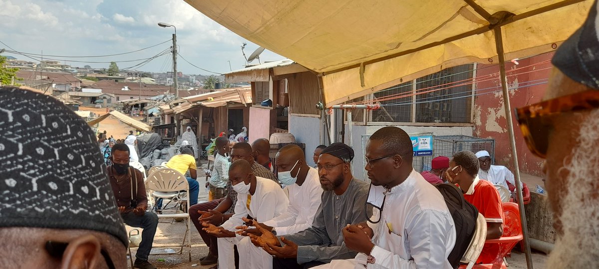 HenryOseiAkoto_'s tweet photo. Last week, I met with muslim leaders in Oforikrom West after my mosque visitation. Our plan to elevate the Zongo communities from youth unemployment  and violence was discussed thoroughly and it will be executed when we win hopefully on December 7.
#OforikromRising
#ChooseHenry https://t.co/yW6mEX5yCv