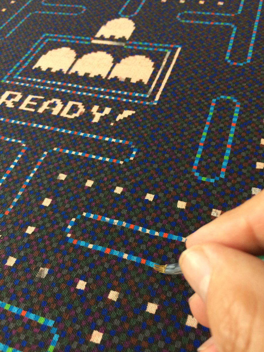 patrickegarter's tweet photo. #finearts, at work: „pac man: pixelism meets pixel-art“, #pixelism - ca. 75.000 painted pixels, □ = 2 x 2 mm, acrylic on canvas, 50 x 60 cm. #acrylic #visualart #art #pixelart #pixelpainting #atwork #pixelpainter #pixels #canvas #paintedpixels #pacman #arte #kunst #colors #pixel https://t.co/URMX7mhpIY