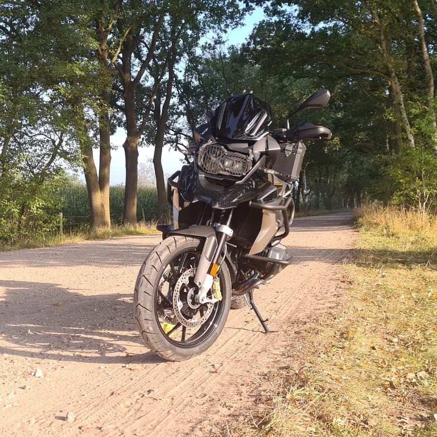 demotortrainer's tweet photo. Nu: allroadtraining in het zuiden van het land. Meteen m'n Dunlop trailmax meridian-banden testen!

#allroad #gs #motortraining #motorrijden https://t.co/R9Uwd2liTW