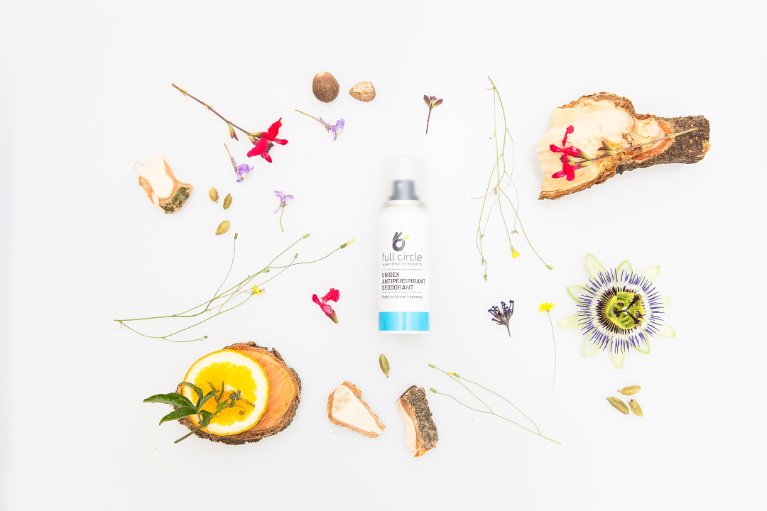 _gofullcircle's tweet photo. Our Full Circle unisex antiperspirant in recyclable aluminium can will keep you smelling clean &amp; fresh all day &amp; night at your festival. Part of the waterless camping kit - https://t.co/dQxCZgOOgM

#climatechange #greenliving #sustainablecamping #ecocamping #festival2021 https://t.co/5l7ieLO4t4