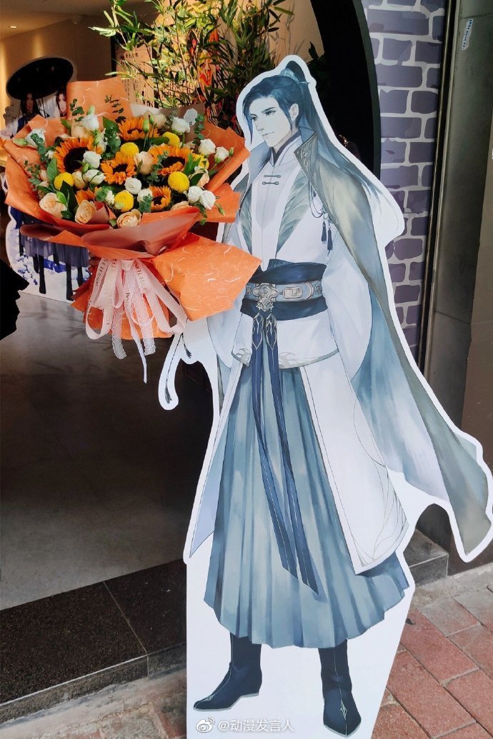 Jiggly_cos's tweet photo. Я бы в этих кофешка забрала себе эти макеты Гу Юня и Чан Гэна, чтоб потом любоваться ими днями!
#ShaPoLang #guyun #changu #changeng https://t.co/e9yaB4pc1N