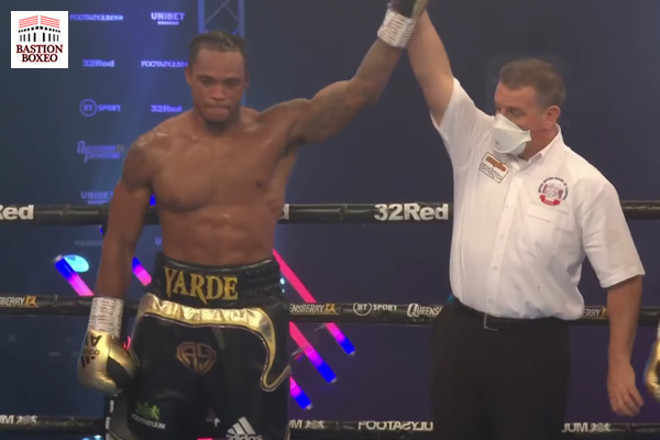 BASTIONBOXEO's tweet photo. Anthony Yarde se anotó KOT sobre Dec Spelman (Vídeo completo del combate):
https://t.co/ghCITCekBJ
#YardeSpelman #Yarde #boxeo #boxing #box #boxer #Deportes #Deporte #sports #sport #Noticias #Noticia #FelizDomingo #Domingo #FelizFinde #findesemana #YardeArthur #Video #btsport https://t.co/ONBrbJKYzO