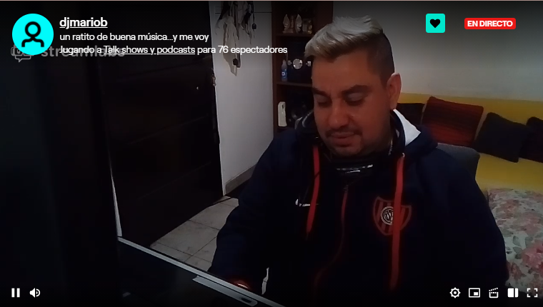 ElMortedor's tweet photo. 76 VIEWERS, LOS AMO, MAÑANA VOY A KSA VIEJO PUTO, A LOS 100 VIEWERS ME QUEDO A DORMIR ASFHKJHJKASF SE QUIERE MATAR AKFJAHSKFJKASHJFA https://t.co/gR29PmGqT1