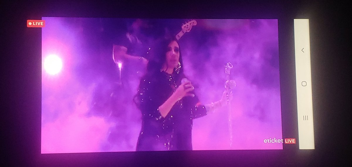 SAAVEDRA2814's tweet photo. #MatuteEnConcierto #Matutera ay amor https://t.co/uEWyIm4p0u