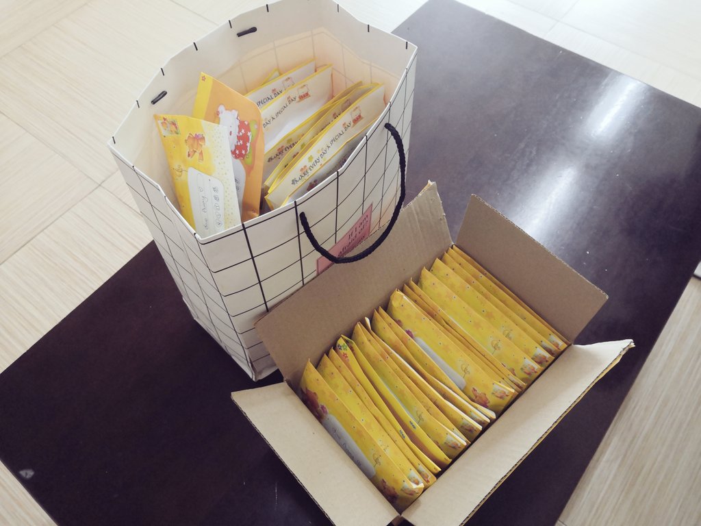 honeyhammiez's tweet photo. ✨Give Away✨

Candy packs - 50 ea
U10T​ stickers A6​ by @BunnySweetiez​ @popperzx​ -​ หลายเติบ​ ea
Location : Cillic Cafe, 12:30 Cafe, haru_kappo
Date : 13/09
Time : TBA

วันนี้ใครไปคาเฟ่อัพเทนชั่น/แกลลอรี่อัพเทนชั่น/คาเฟ่ฮยอนแจ​ มารับจิ๊บอะเวย์จากเค้ากันได้น้าาา💛💛 https://t.co/PIbkf59gVh