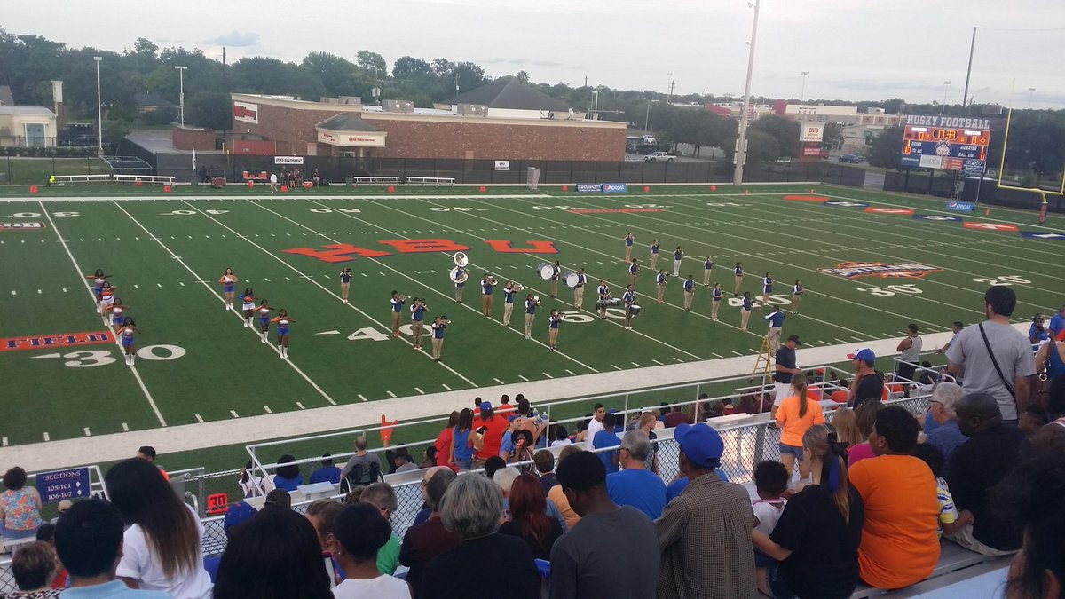 Alex Hickey On Twitter Texas Tech Squeaking By Houston Baptist Is Brutal Hbu Plays In A Stadium Where One Half Is Stands And The Other Half Is A Cvs Literally I Am