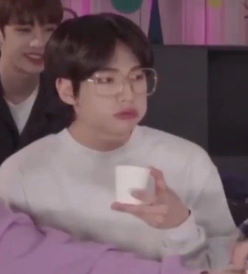 hyunjin’s disgusted face; a necessary thread  #StrayKids  #skz