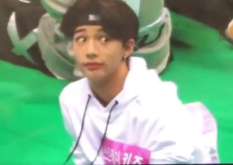 hyunjin’s disgusted face; a necessary thread  #StrayKids  #skz