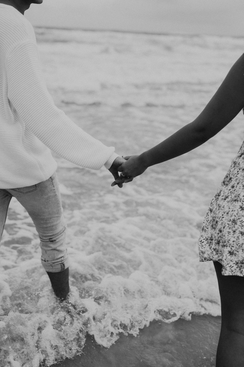 iamtommyroyale's tweet photo. Today I made my best friend my fiancé. We’ve been far from perfect and we’ve had some rises &amp; dips in our story but I can’t see me writing these next chapters with anyone else. I thank God each and everyday for @sheisashh 💍💖

(I’m posting it here first before IG.)
📷: @RJRoser https://t.co/WyETRvPqxJ