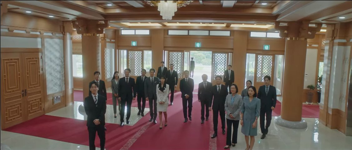 leechangjoons's tweet photo. Everyone crying because science dad is leaving ;; #DS60 https://t.co/kfCKtwogsl