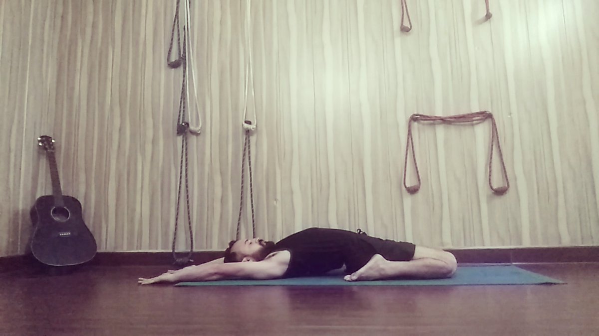 sumitsaproo's tweet photo. There is no noise in the world. There is no peace in the Himalayas. Both are within you "Swami satyananda saraswati"  #yoga #asanas #suptvirasana #yogastudio #yogsattva https://t.co/bpppIPuFz7