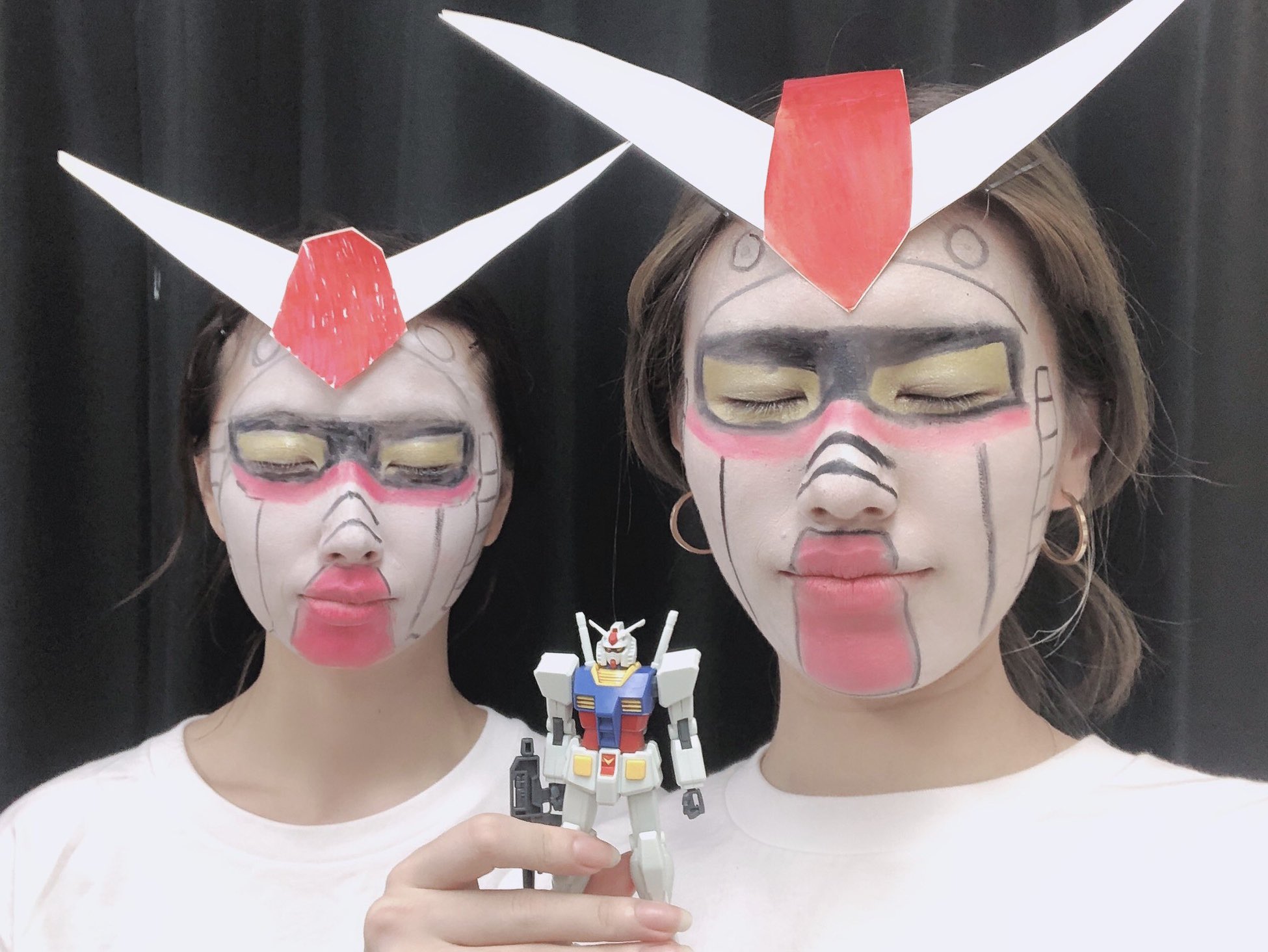 底辺ガンプラ女子 Mikaﾁｬﾝ 俺がガンダムだ ガンプラ女子が本気を出したらガンダムになった 今年のハロウィンはお家ガンダムおすすめ ガンプラ女子 ガンプラ ガンダム コスプレ Rx7 T Co 1ojqieiupn Twitter