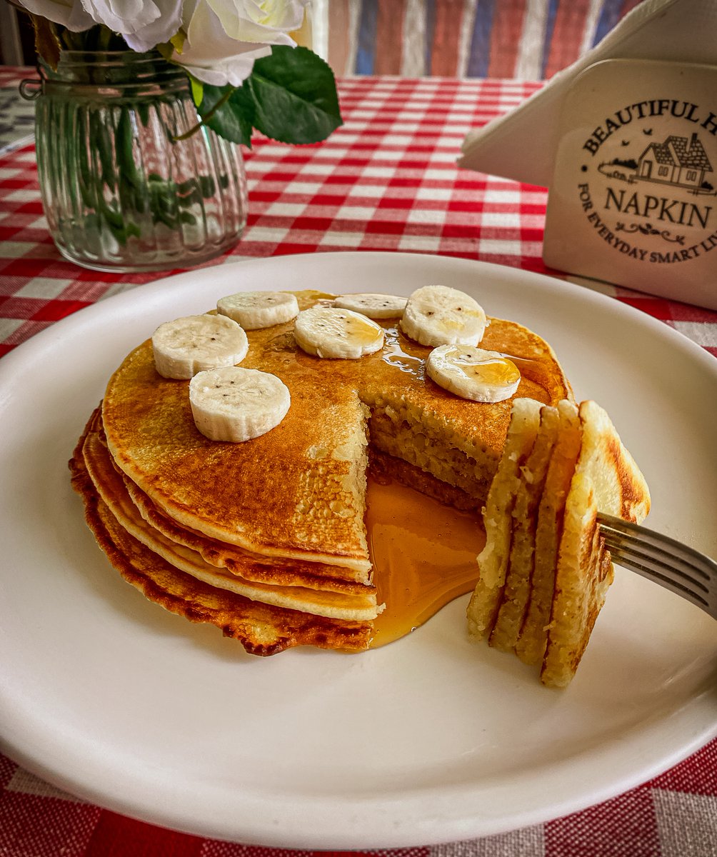 PSILoveLife's tweet photo. Its Sunday! &amp; I Made #pancakes 🥞 for #breakfast ❤️

#SundaySpecial #BreakfastTime https://t.co/YKQsaatOcj