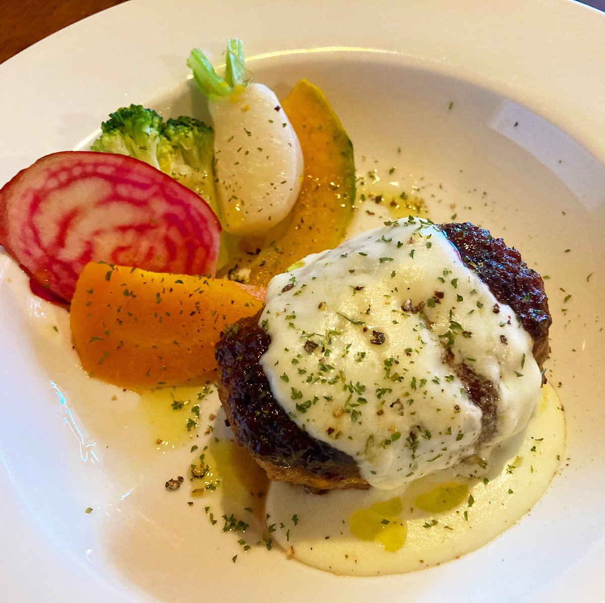 Cafe Bar Time 大澤拓也 羊のハンバーグ とろとろチーズ Cafebartime Cafebartime 三軒茶屋 ハンバーグ Humberg Cheesesauce