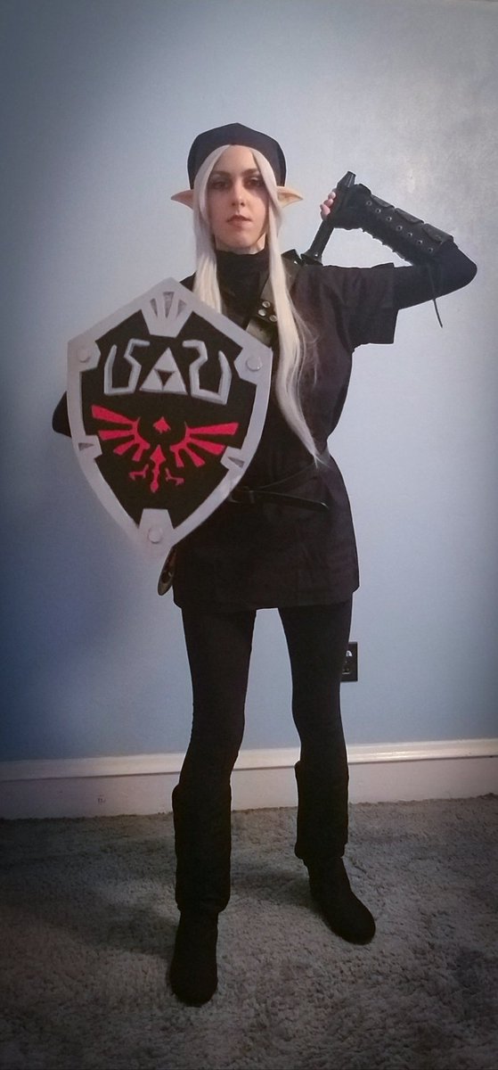 Happy_Sakura_CP's tweet photo. I rise from the dead to join in the fun for #paxonline! I got into full cosplay for this, just to make it feel more real!
#pax #darklink #darklinkcosplay #cosplay #cosplaygirl #legendofzelda #linkcosplay #ocarinaoftime #femlink #paxonline2020 https://t.co/DTuckK4peq