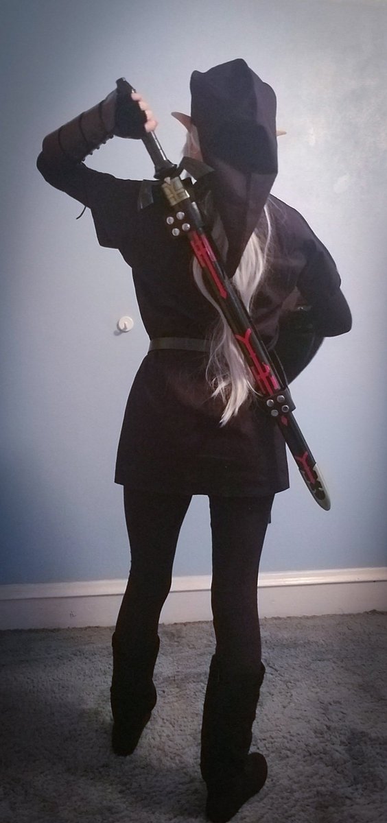 Happy_Sakura_CP's tweet photo. I rise from the dead to join in the fun for #paxonline! I got into full cosplay for this, just to make it feel more real!
#pax #darklink #darklinkcosplay #cosplay #cosplaygirl #legendofzelda #linkcosplay #ocarinaoftime #femlink #paxonline2020 https://t.co/DTuckK4peq