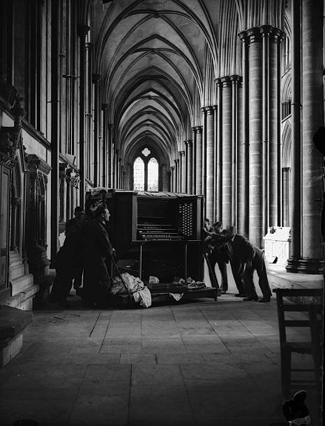 Henry Willis & Sons tweet media