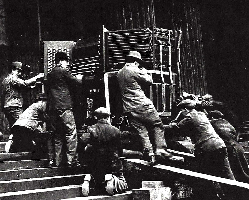 Henry Willis & Sons tweet media