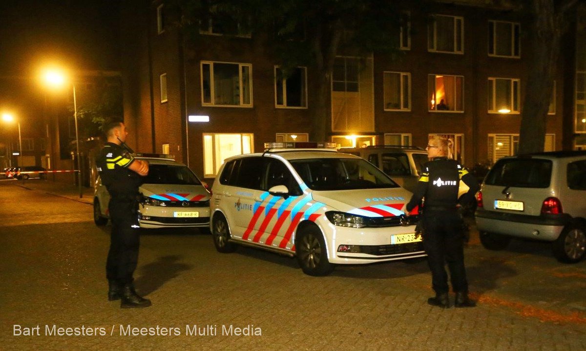 Woning beschoten in Den Bosch -..