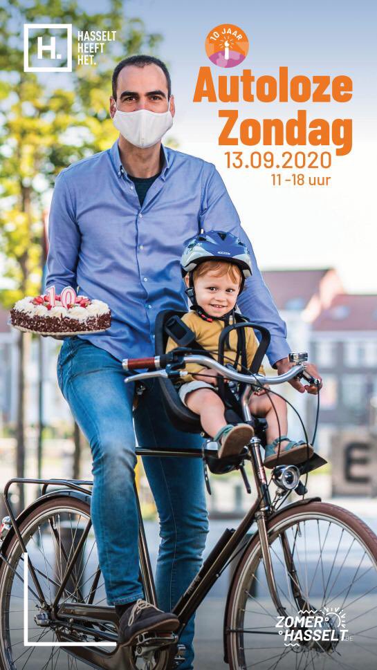 PolitieLRH's tweet photo. Autoloze zondag in Hasselt vandaag! Tussen 10 en 19 uur is er geen gemotoriseerd verkeer toegelaten op en binnen de kleine ring van Hasselt. https://t.co/0jpsBrJItf