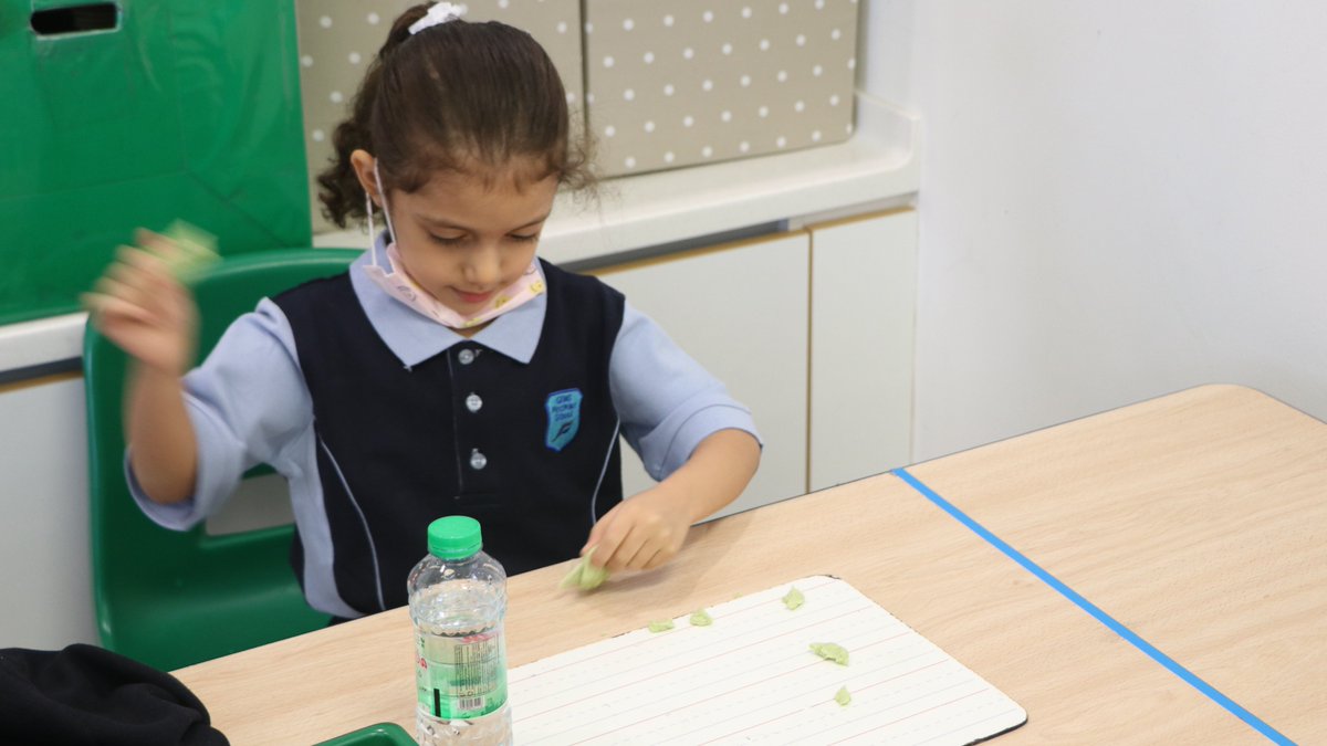 GEMSFPS's tweet image. Our year 1 students are busy learning to write and count to 20 - the playdough method is a winner! #FPSEducation #Year1 #learningtocount #numbersto20