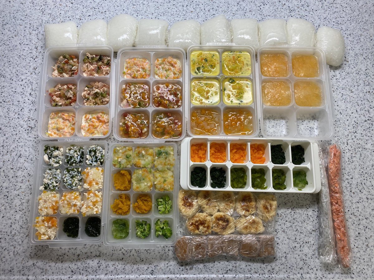 abbm_amp's tweet photo. 昨日作ったのはこちらです↓↓

【簡単調理済】
・夏野菜とチキンのラタトゥイユ
・鮭とアスパラのクリーム煮
・野菜たっぷ���コンソメトマトスープ
・かぼちゃのクリームスープ
・大根と人参の出汁煮
・卵スープ
・鳥としらすとワカメの和え物
・肉じゃが
・野菜たっぷりポテサラ
・お豆腐ハンバーグ https://t.co/Z4GOvhkYSw