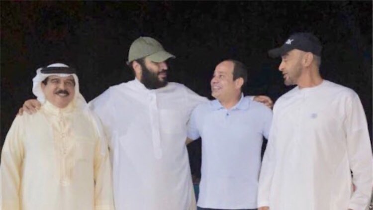 BLagha's tweet photo. تبا لكم ولعروشكم،انتم عابرون ونحن باقون https://t.co/K04pC2wcog