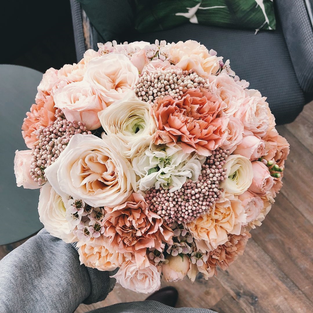 Bloemify's tweet photo. Wij zijn voor ons nieuwe platform op zoek naar bloemisten en kwekers van #bloemen, #planten, #groente en #fruit. #bloemify #buyflowersnottoiletpaper #flowers4oxygen #flowersboostchallenge https://t.co/0DoCuLjV5n