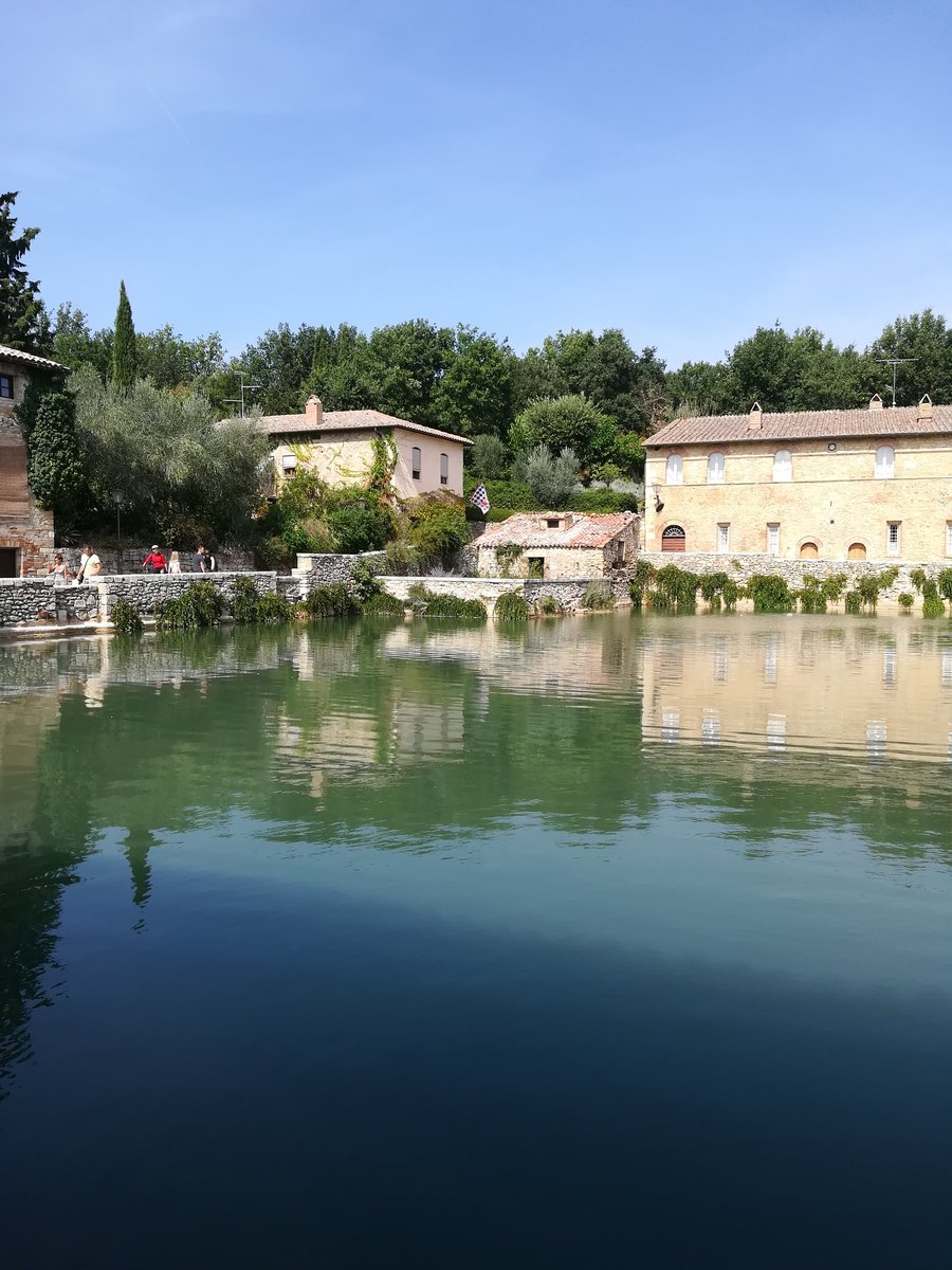 Daniela11235883's tweet photo. Bagno Vignoni https://t.co/f27Xarn0M7