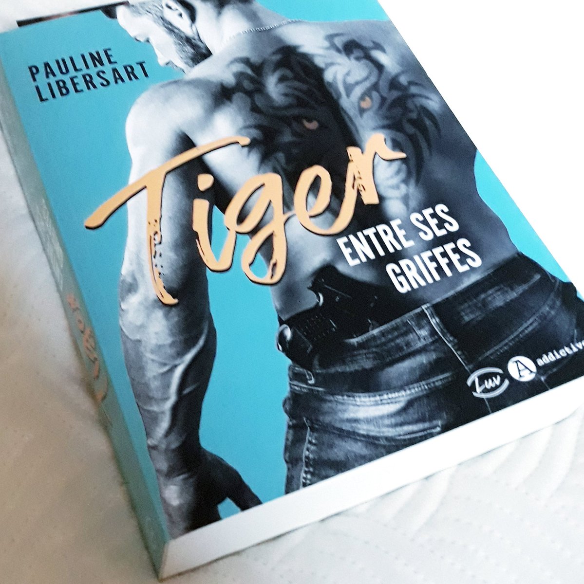 #read #books #bookslover #booksaddict #readaddict #booksandread #livraddict <a href="/ed_addictives/">Editions Addictives</a>