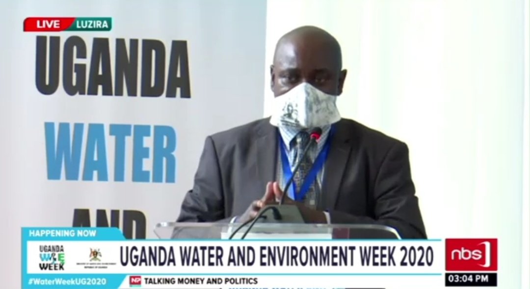 NKUGWAROSE's tweet photo. Our Natural resources should not be given out to investors because that's what they always ask for , Dr. Fred Muhumuza @min_waterUg #UWEWK2020 #WaterWeek2020 https://t.co/uLQbD03QSL