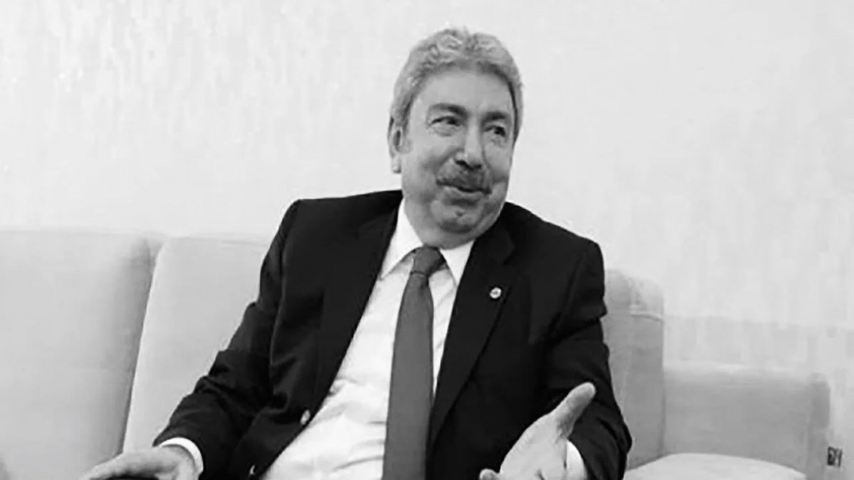 “Değerli iş adamı Mehmet Teymur’un vefatını üzülerek öğrenmiş bulunuyorum. Merhuma Allah’tan rahmet, kederli ailesine başsağlığı dilerim.” #KMTSO Yönetim Kurulu Başkanı Şahin BALCIOĞLU <a href="/sahinbalcioglu/">Şahin Balcıoğlu</a>