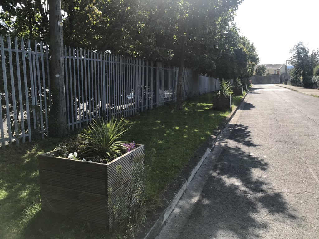 For their second season, Pat’s moved up to the AUL Division 3, requiring a move to a new ground. This ground was at Bluebell and is likely to have been this site on Bluebell Lane, which I visited earlier today. This is at the back of Mr Price on Kylemore Rd.