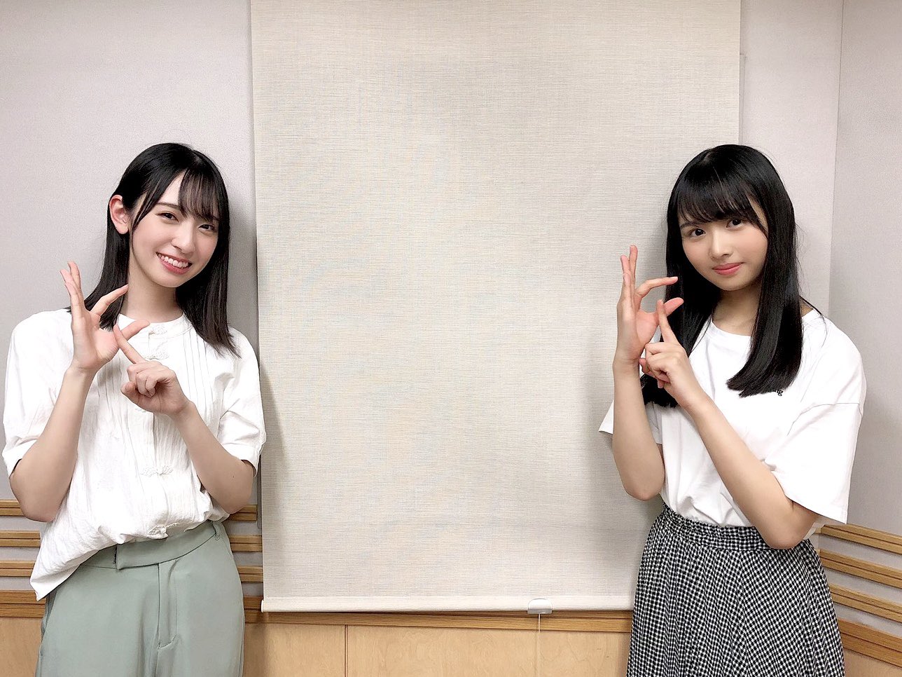 日向坂46】上村ひなの 1stアルバム「ひなたざか」 直筆サイン