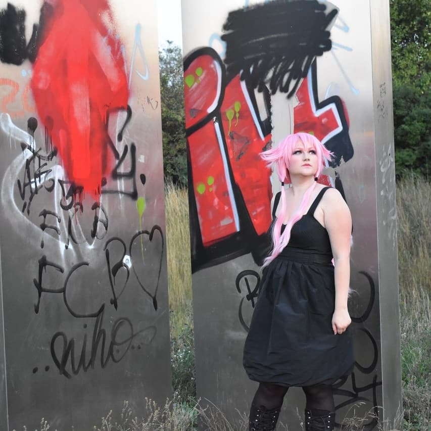 Yesterday I had a lil shooting from my Yuno Gasai Cosplay
#YunoGasai  #YUNO #cosplay #mirainikki #cosplayergirl #germancosplayer  #animecosplay  #manga #anime #cosplaying #cosplayersunder1k #cosplayersofinstagram