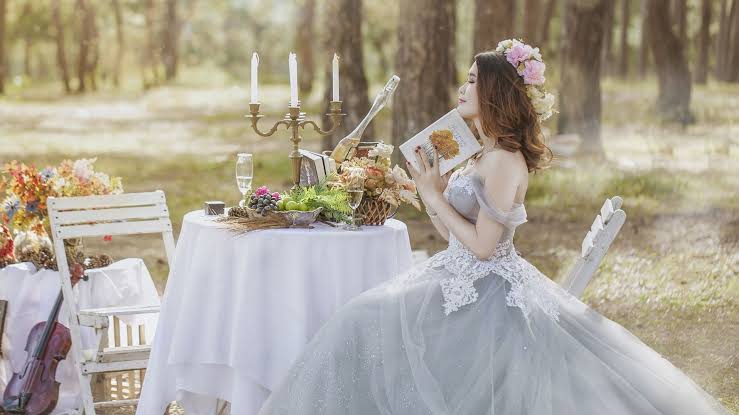 Deepali_p's tweet photo. Sometimes in the middle of Nowhere.. Life gives you your FAIRYTALE ! Live it...Love it...Cherish it ! 💕
#DPQuotes 😊 https://t.co/RxjfQCQgAL
