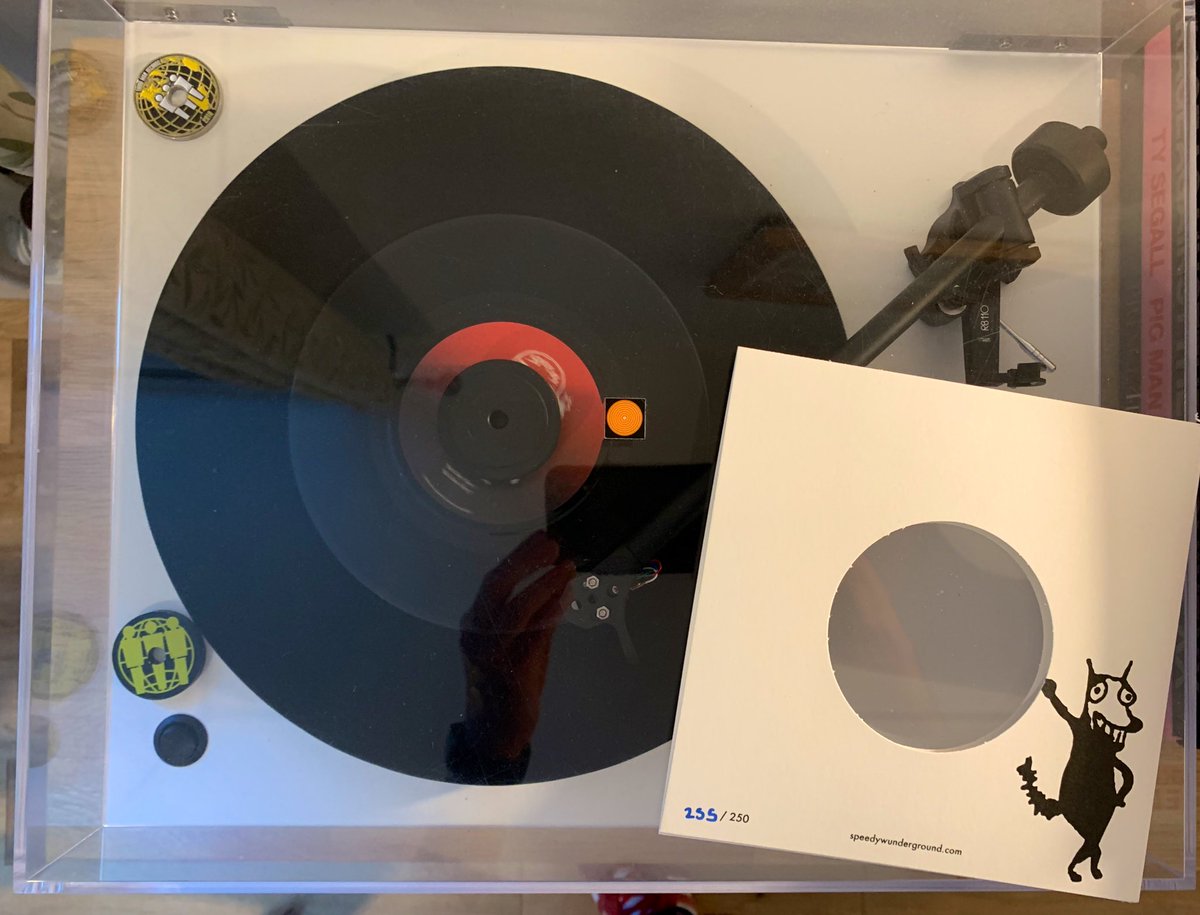 theboytemps's tweet image. And finally a spin of what is probably my favourite of the @SpeedyWunder 7”s from @LoungeSocietyHB #GenerationGame