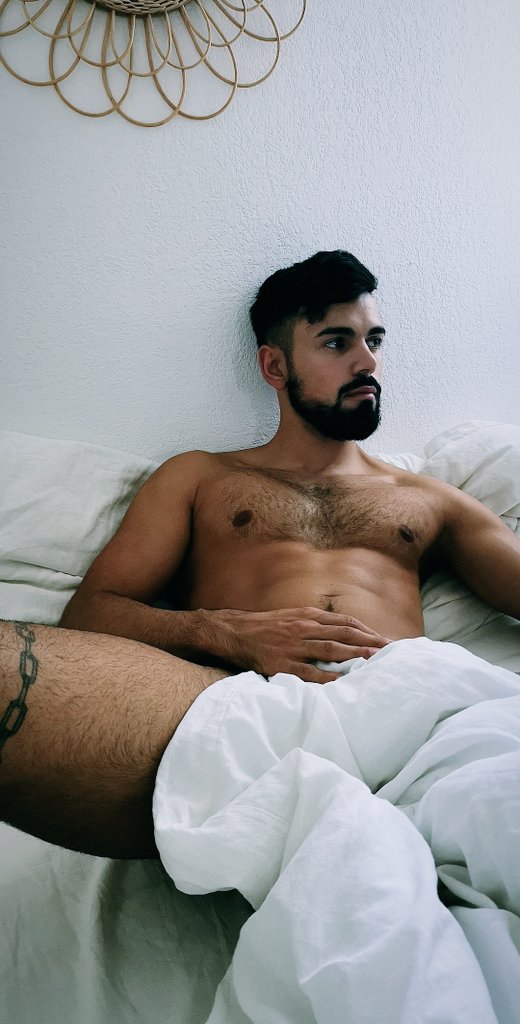 LhanaeI's tweet photo. Bon dimanche 😘 #sundayinbed https://t.co/6qGEdtaMrp