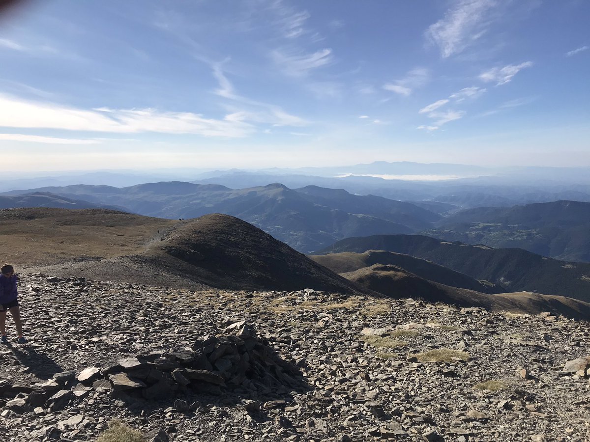 Gran día de #trailrunning haciendo la Olla de Nuria desde Queralbs. <a href="/IsaacPicher/">Isaac</a> power mountain!