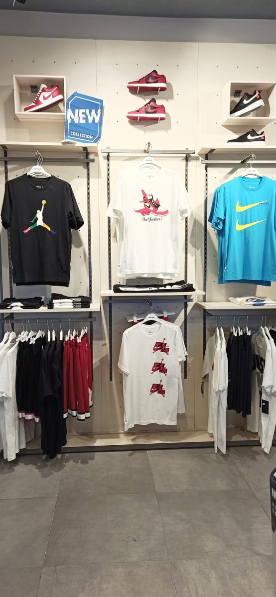 EspTorrelodones's tweet image. Zapatillas, mochilas, ropa deportiva... ¡Todo lo que necesitas para la vuelta a la rutina está en #AWLab! 💪🏃‍♀️