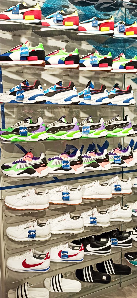 EspTorrelodones's tweet image. Zapatillas, mochilas, ropa deportiva... ¡Todo lo que necesitas para la vuelta a la rutina está en #AWLab! 💪🏃‍♀️