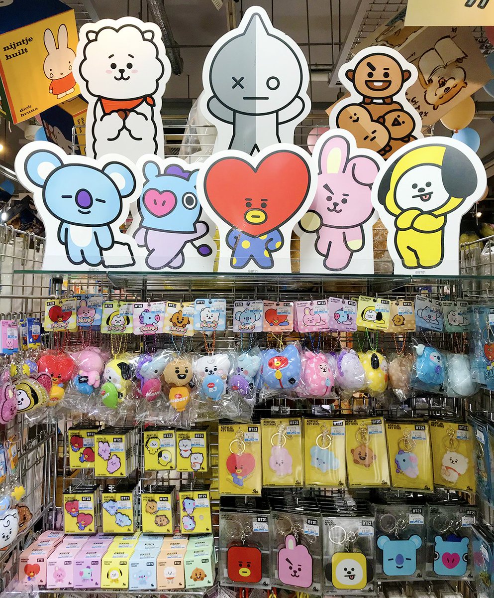 地階売場に新入荷🎵 『BT21』グッズ、いろいろありますよ