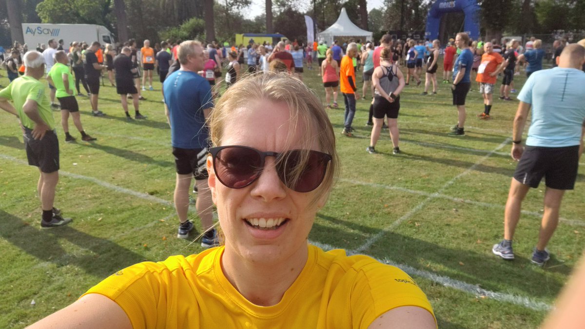 irmaelise's tweet photo. Zowel @topicusbv als ikzelf zijn geen bewoners meer van Enschede, maar wat is het er leuk! En daarom vandaag de #Singelloop @SLenschede gelopen. https://t.co/6M0l2pey7J